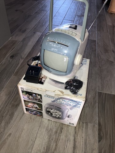 Raro televisore portatile - , 5"