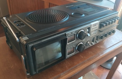 Sharp 27g boombox - sharp,
